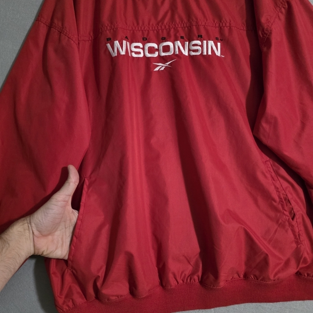 VTG Reebok Mens Wisconsin Badgers Embroidered Windbreaker Size Large - Picture 6 of 12